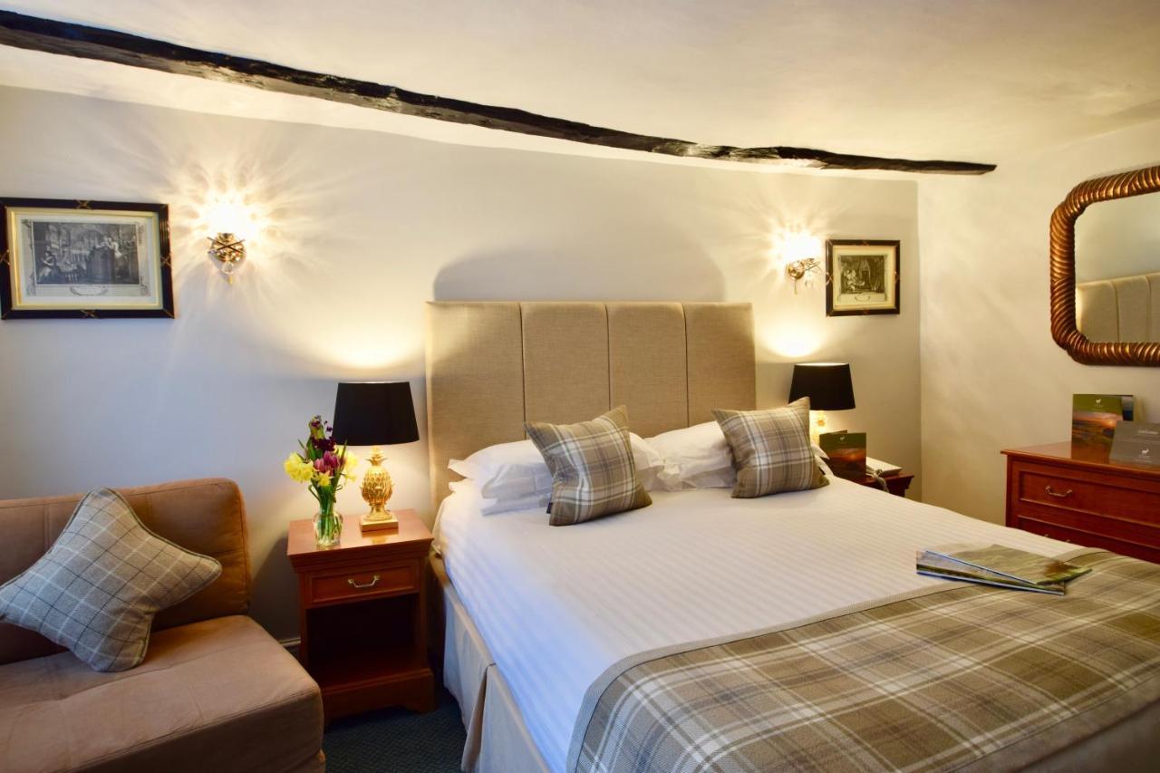 The White Hart Hotel Moretonhampstead Exterior photo
